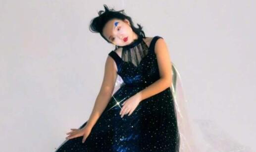 李嘉琦為什么叫辣目洋子