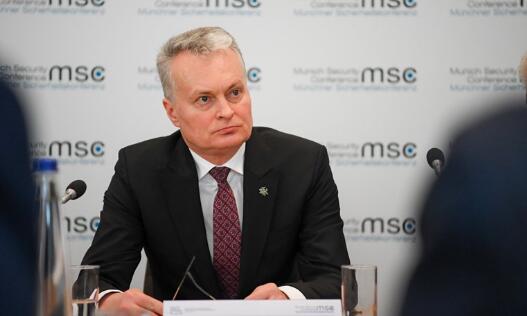 立陶宛總統(tǒng)認錯