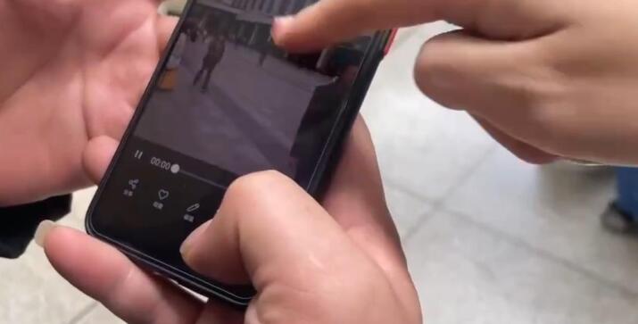 長沙火車站當事女子發文回應