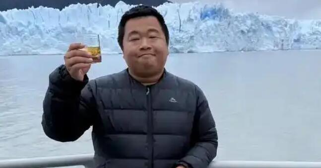 藍戰(zhàn)非多平臺賬號被禁止關注